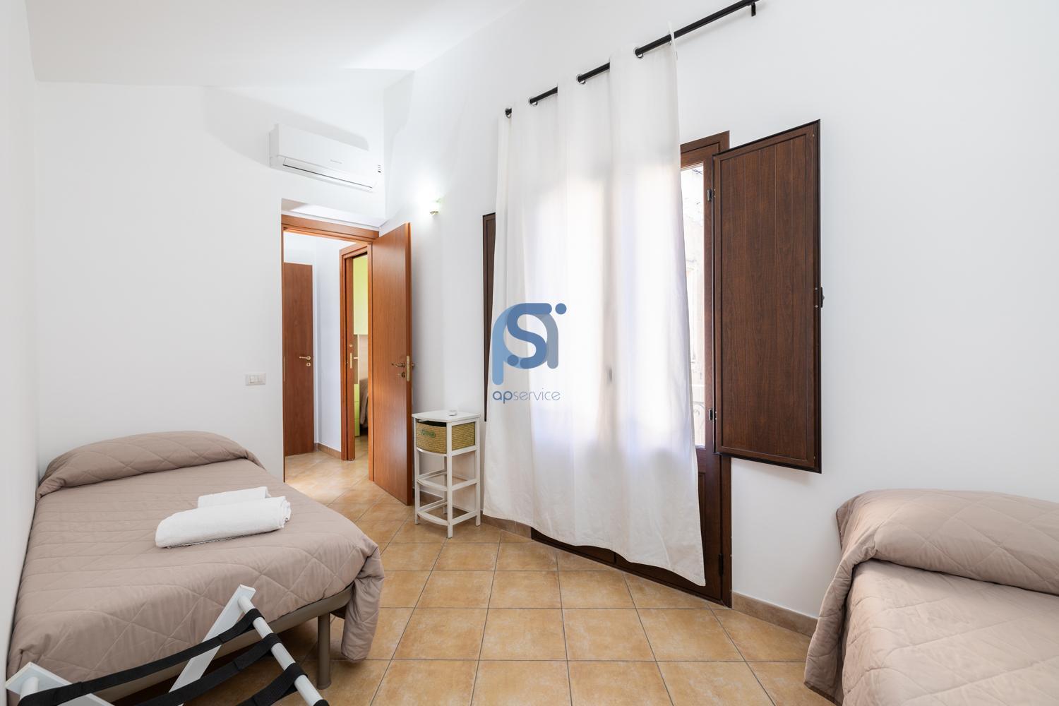 Ni Ni Apartments Cefalu Bagian luar foto